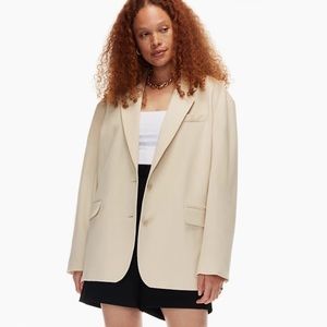 Aritzia Babaton Vogue Blazer